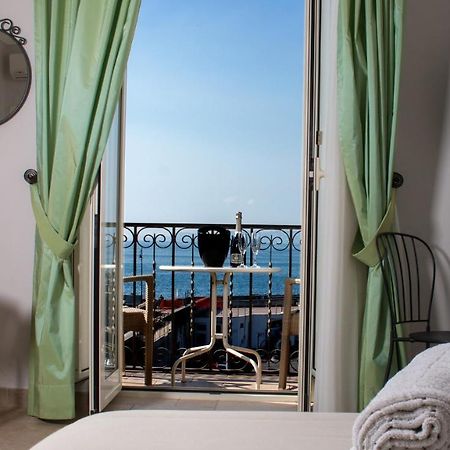 La Dimora Dei Borboni Hotel Портичи Екстериор снимка