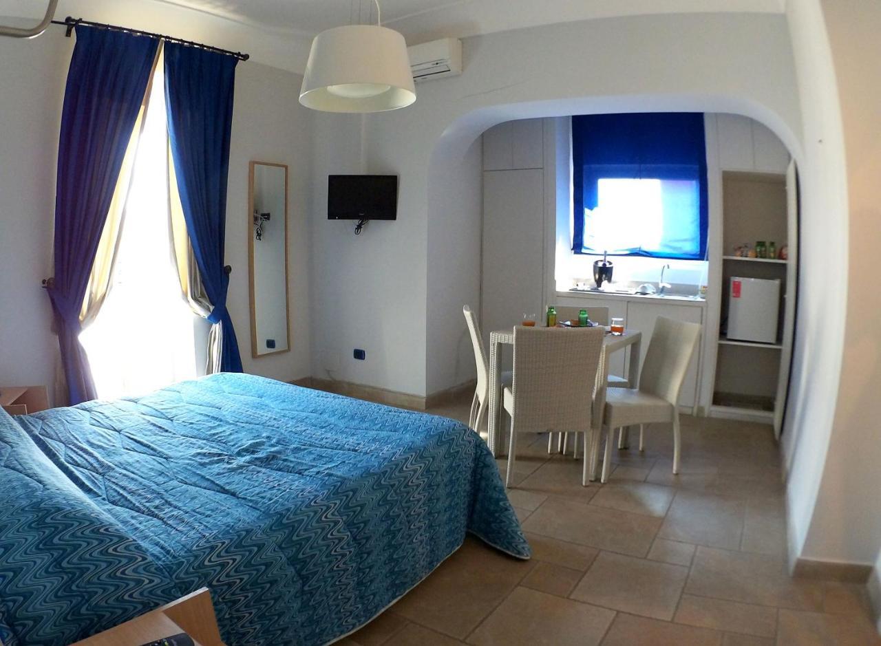 La Dimora Dei Borboni Hotel Портичи Екстериор снимка